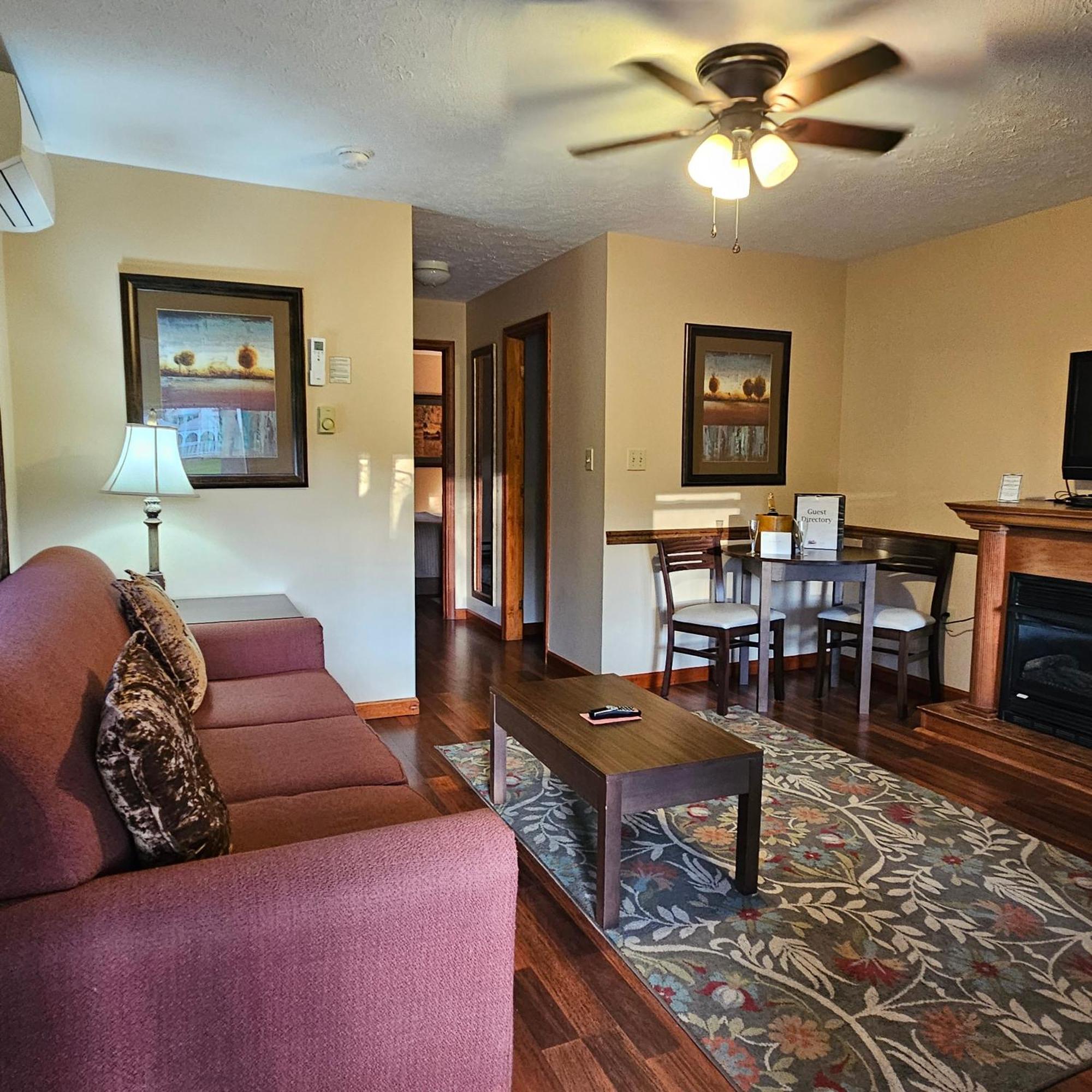 Woodfield Manor - A Sundance Vacations Property Cresco Bagian luar foto